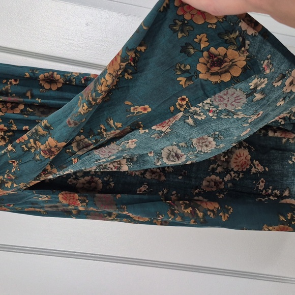 Natural Life Teal Floral Midi Skirt - Picture 4 of 5